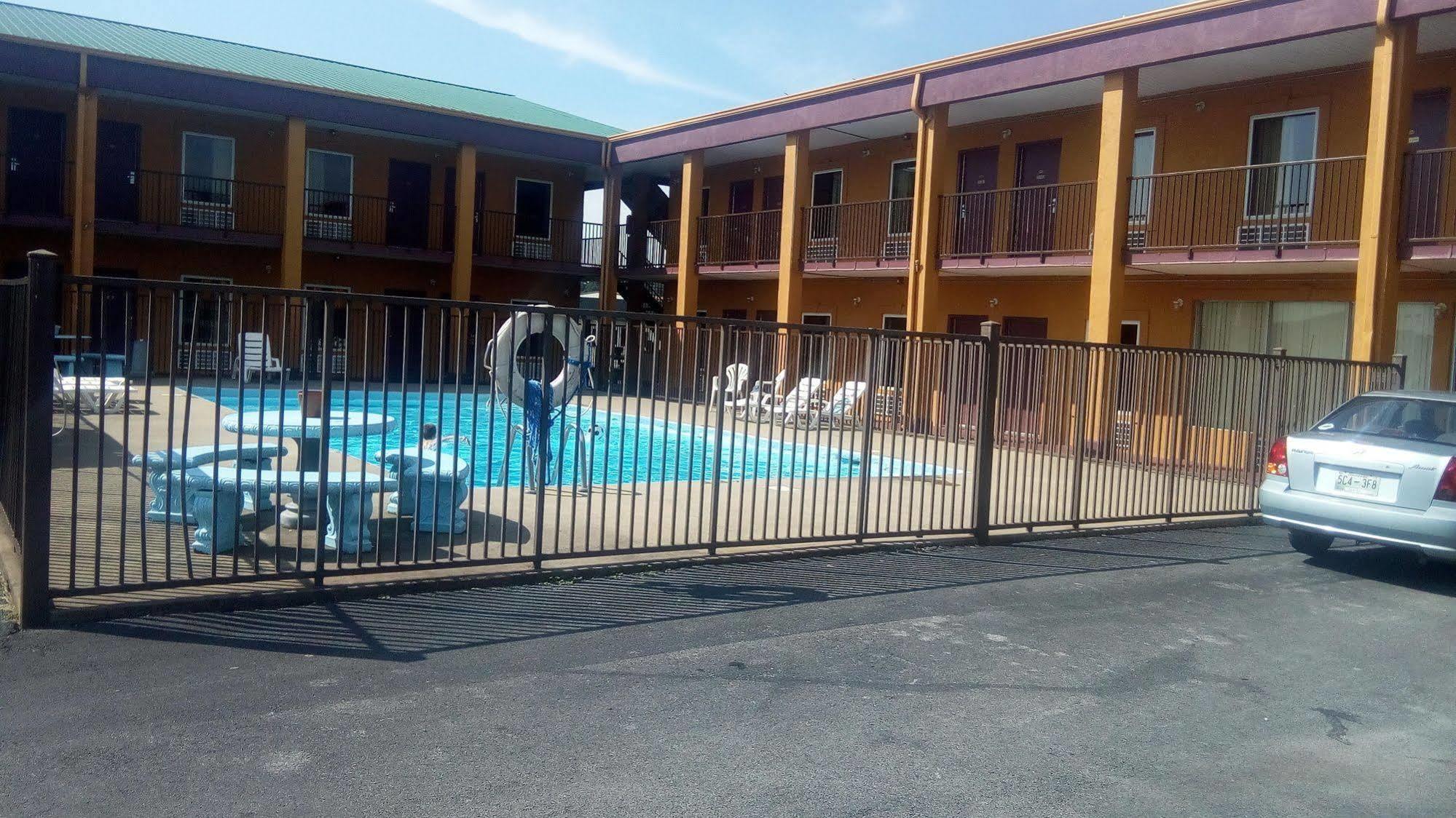 Travelers Inn Elizabethton Extérieur photo