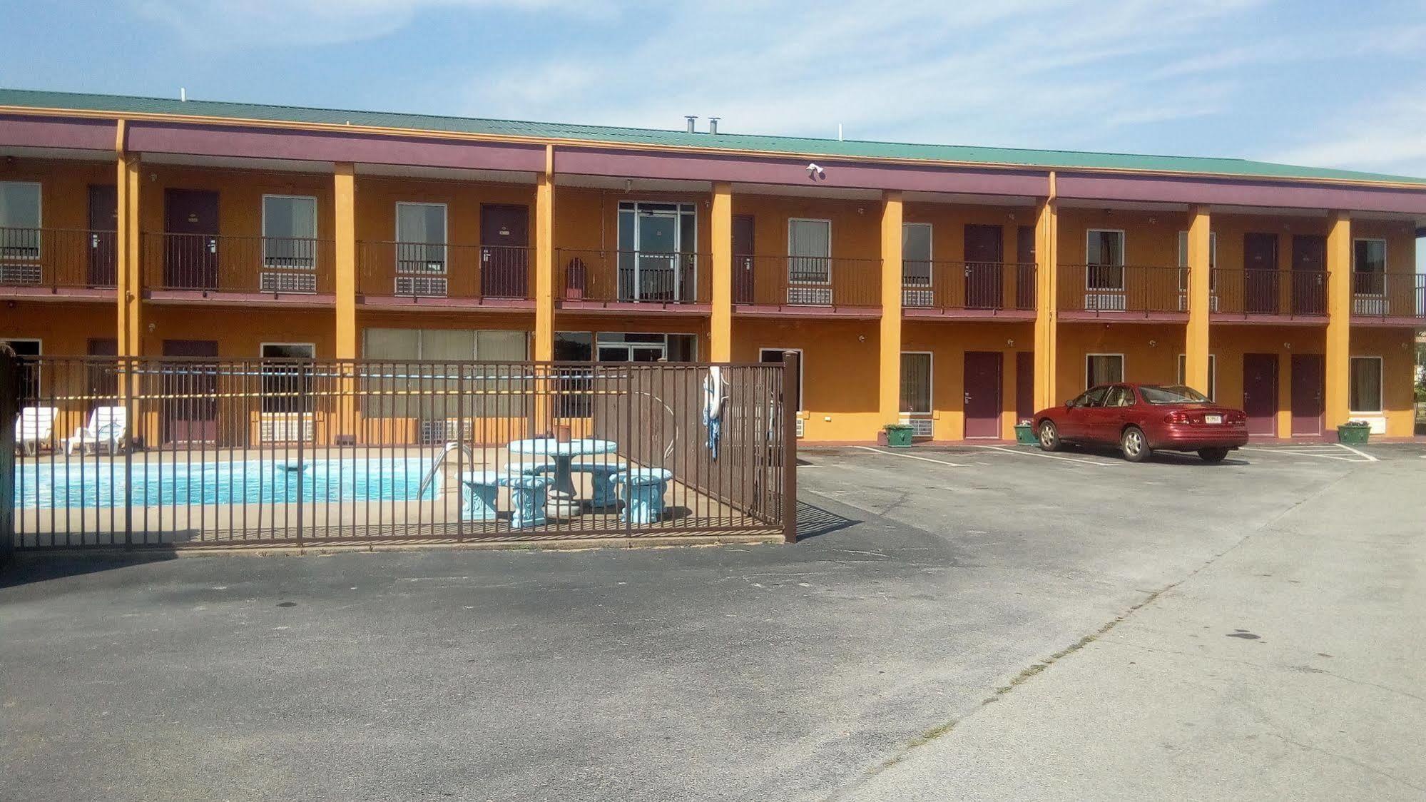 Travelers Inn Elizabethton Extérieur photo